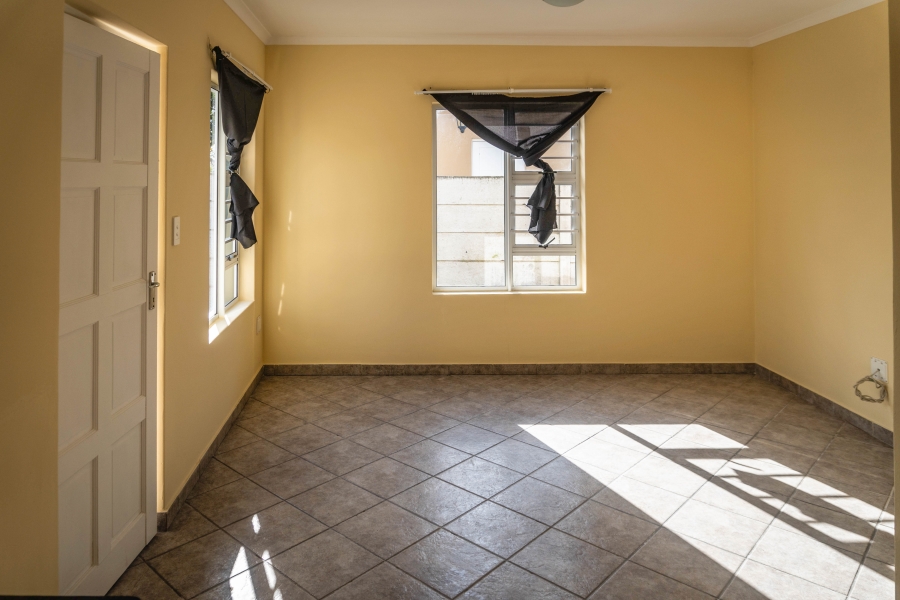 2 Bedroom Property for Sale in Sunset Glen Western Cape